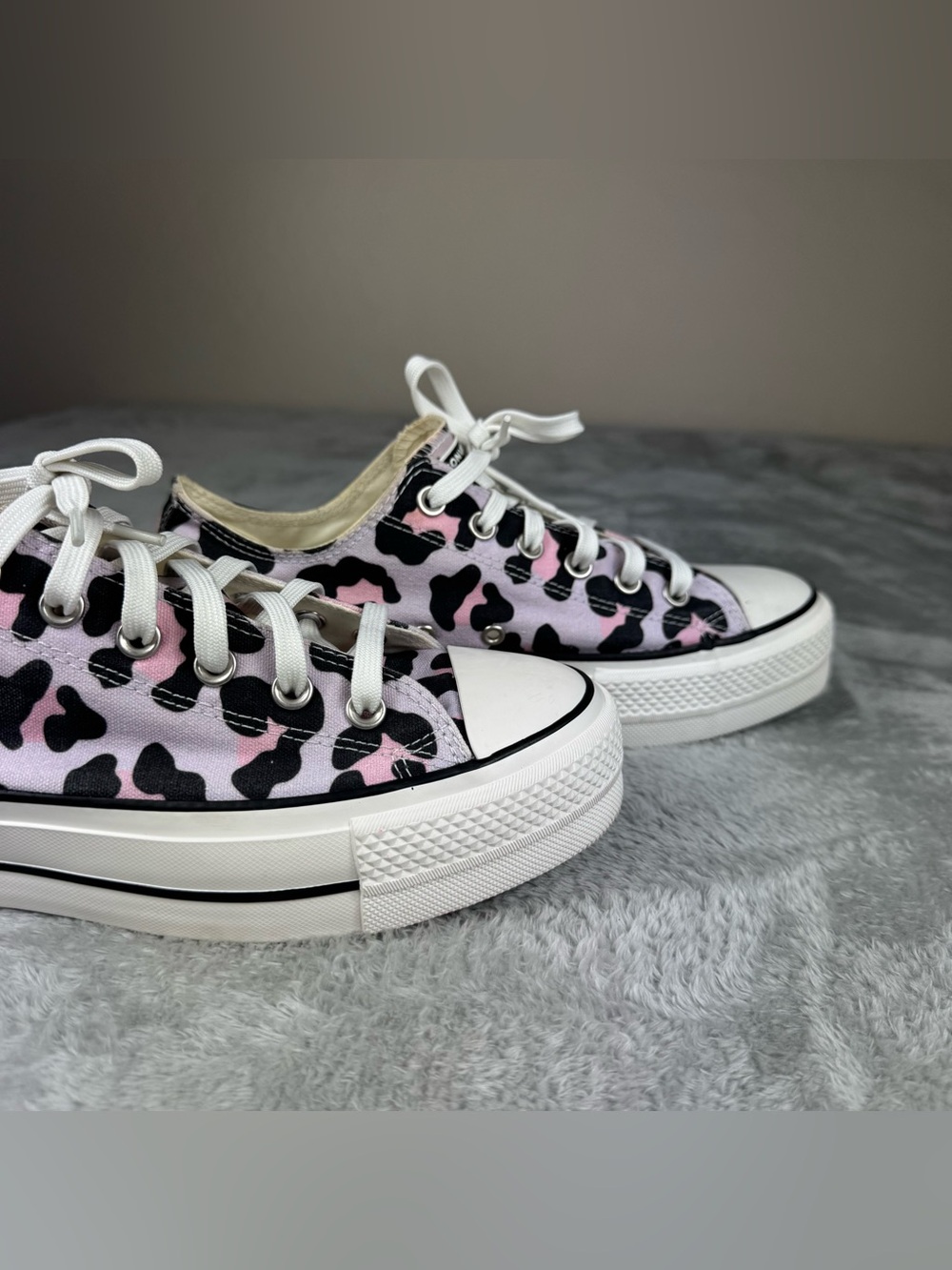 Converse Chuck Taylor All Star Leopard Platform Low Top - Picture 15 of 15